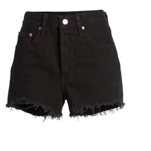 Levi’s 501 shorts in darkest hour